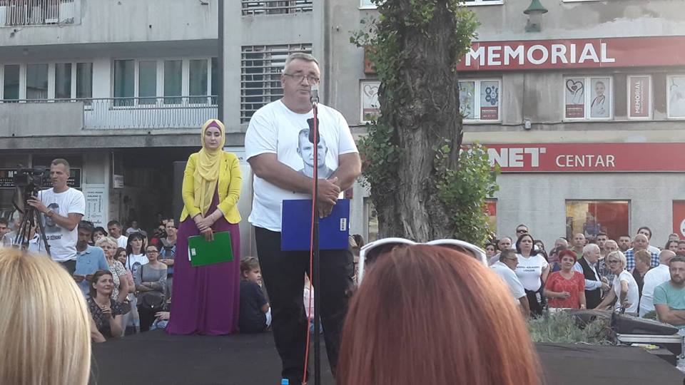 Muriz Memić tokom protesta 21. jula (foto: Patria)