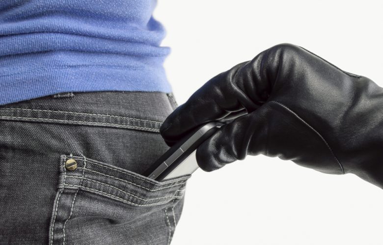 Migrant u banjalučkom tržnom centru ukrao telefon