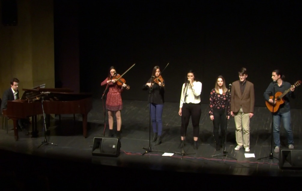 S humanitarnog koncerta u Prijedoru: Nastup članova grupe The Bachs