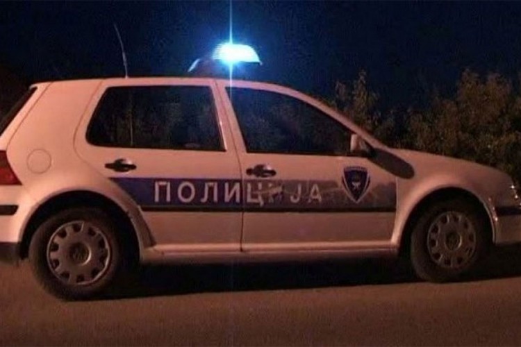 Saobraćajna nezgoda kod Čelinca, povrijeđen vozač