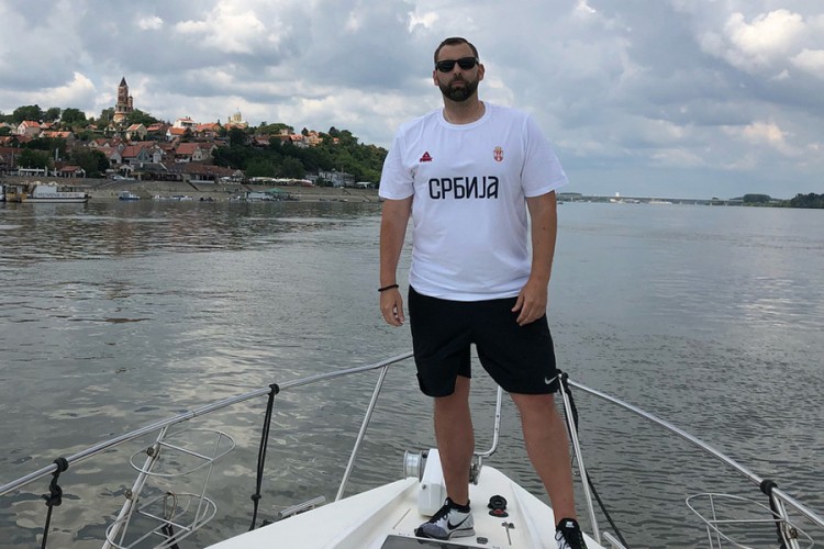 Adam Tatalović u stručnom štabu "orlova": Nesuđeni sveštenik desna ruka Đorđevića