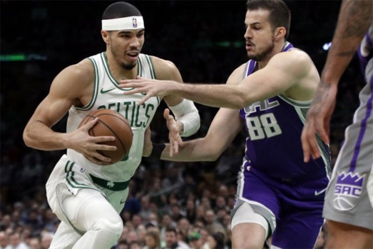 Bjelica i Bogdanović promašivali, Irving srušio Kingse
