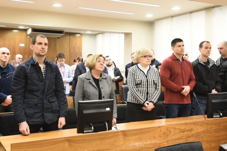 Suze prekinule svjedočenje na suđenju specijalcima MUP-a RS