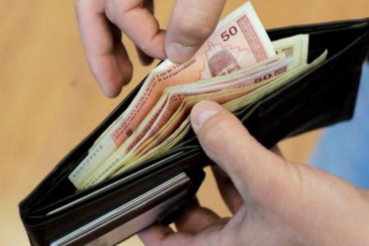 Lažni radnik "Vodovoda" staricu opelješio za 12.000 KM
