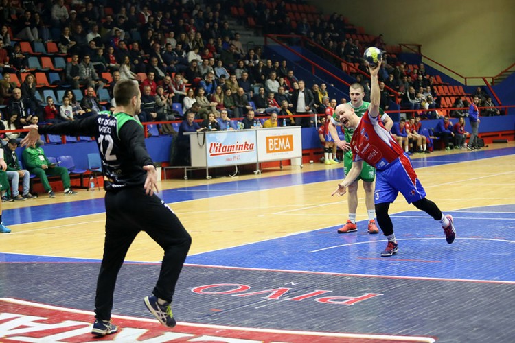 Unčanin: Hladne glave na Gračanicu