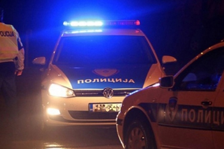 Udes u blizini Prijedorske petlje, saobraćaj usporen