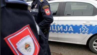 Policajac prisvojio mobilni i novac