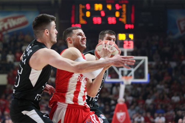 ABA: Zvezda za finale, Partizan za majstoricu