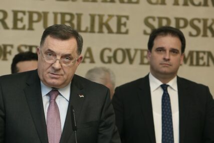 NIŠTA OD DOGOVORA Dodik ponudio Borenoviću FUNKCIJU u Savjetu ministara, ON JE ODBIO