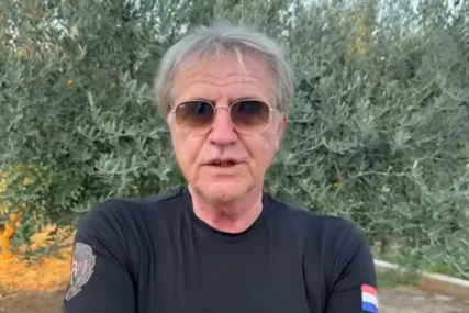 BESPARICA ĆE NAS UNIŠTITI Jedemo ŽIVOTINJSKI OTPAD koji u Evropi bacaju i koji IZAZIVA KARCINOM