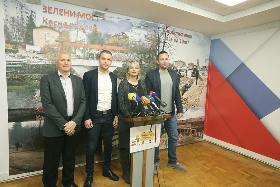“DA LI SE NEKO ŠALI” Opoziciju zanima ko će PLATITI KAŠNJENJE projekata u gradu