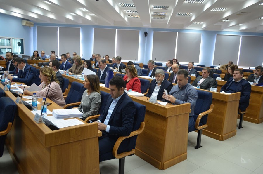 OŠTAR DEMANT BIVŠIH ODBORNIKA DNS “Nismo željeli biti dio projekta KOJI SE RASPADA”