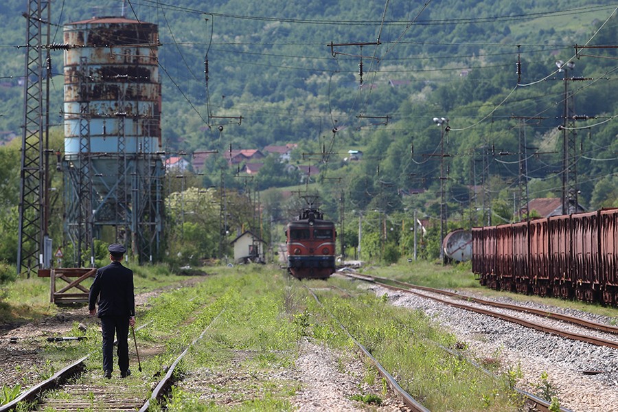NOVI SKANDAL U ŽELJEZNICAMA RS Direktorovom sinu isplaćivali platu dok je bio u zatvoru (VIDEO)