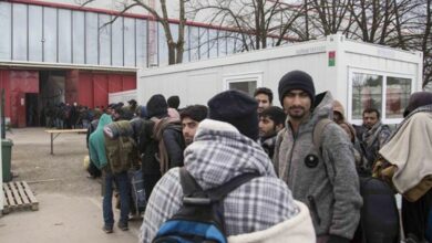 Premijer USK najavio nove korake: Migranti će biti izmješteni van grada