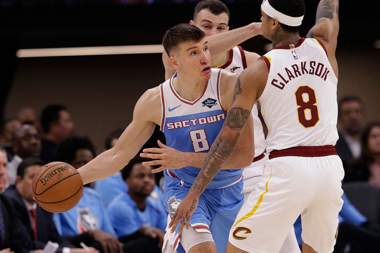 Bogdan zablistao, Bjelica solidan - Kingsi lako sa Klivlendom
