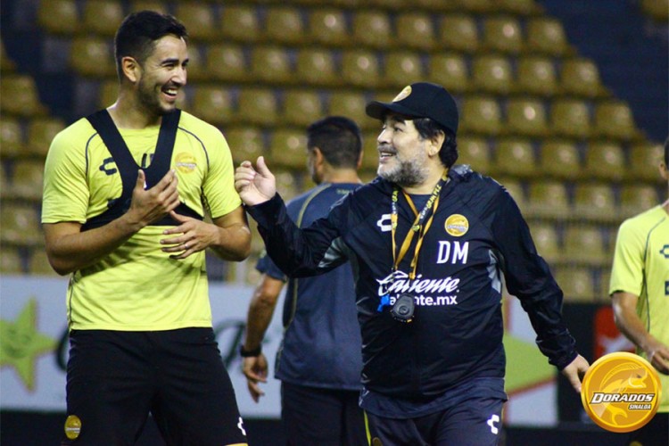 Maradona kažnjen nakon što je pobjedu posvetio Maduru