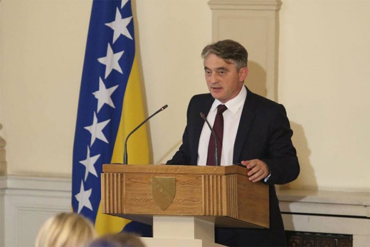 Komšić poručio ambasadoru Srbije: Drvar nikada nije bio srpski grad
