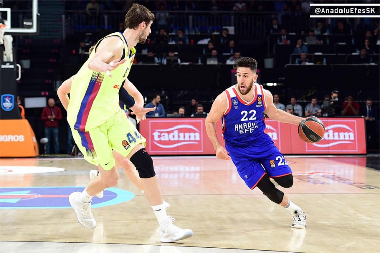 Anadolu Efes bolji od Barselone u prvom meču četvrtfinala Evrolige