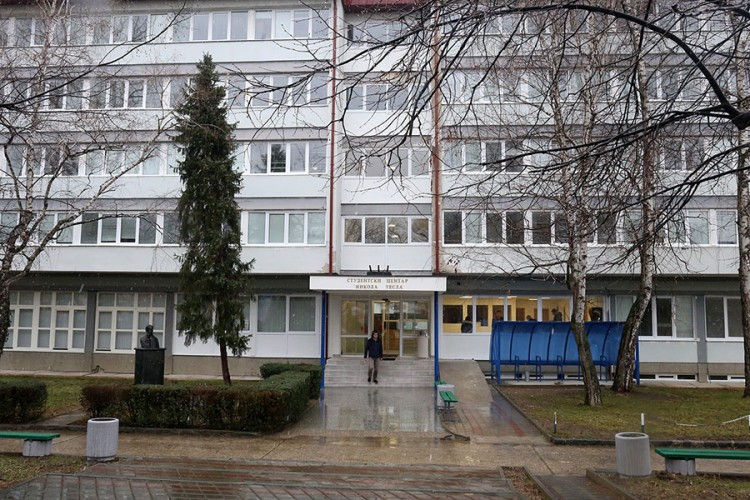 Studenti bili bez tople vode, kvar otklonjen
