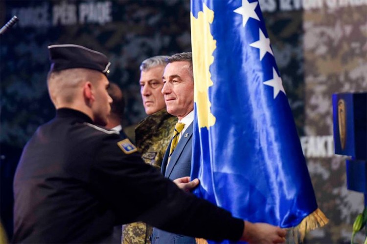 Specijalni sud za zločine OVK sprema optužnice za Tačija i Veseljija