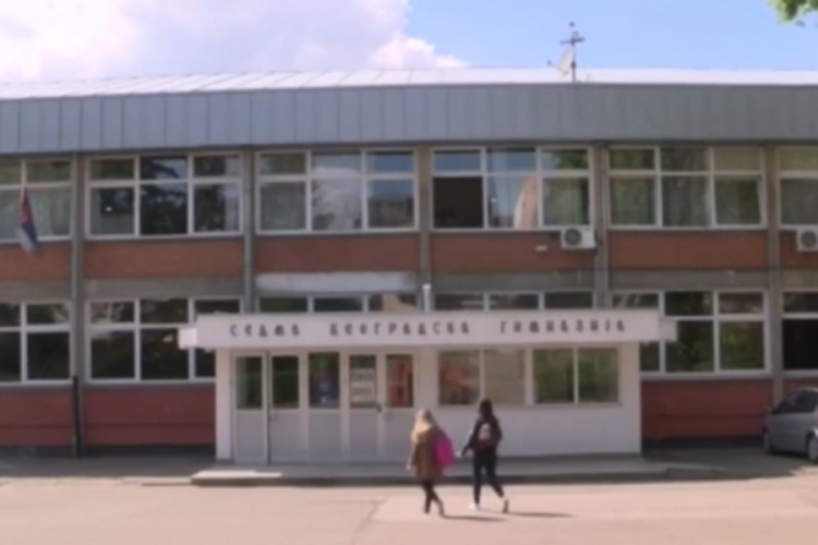 Oglasio se profesor koji je ošamario učenicu: “Podnosim prijavu”