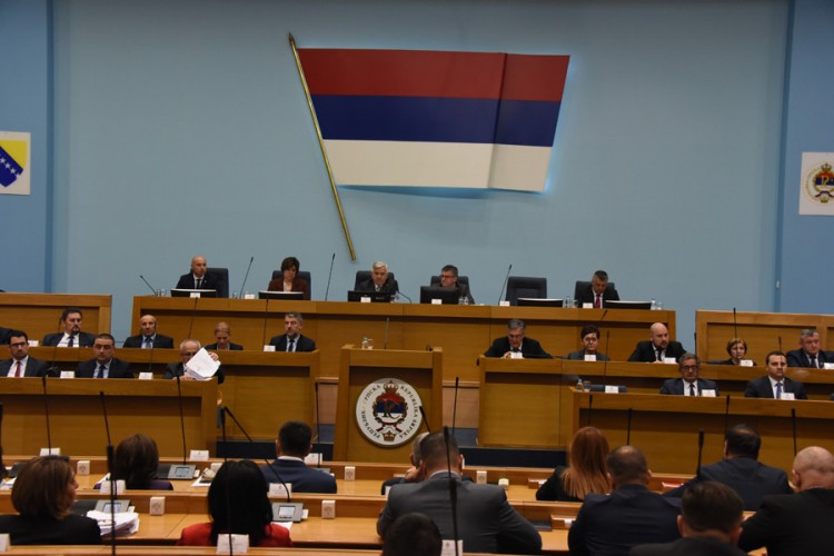 Lukač podnio izvještaj, nastavljena sjednica NS RS