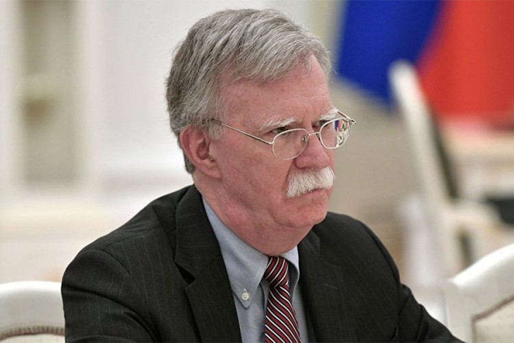 Bolton: To nije državni udar, Kubanci kontrolišu vlast u Venecueli