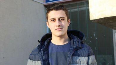 SLAVKOVA BITKA SE NASTAVLJA Roditelji autističnog dječaka OGORČENI ODLUKOM Ministarstva prosvjete i kulture
