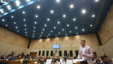 POSLANIK POVUKAO MINISTRA ZA JEZIK Stanivuković poručio Lukaču: Ne štitim kriminalce, KAO VI