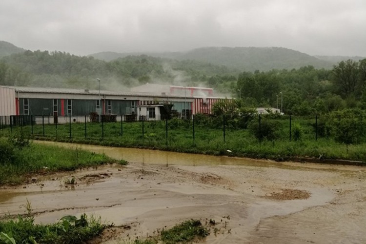 Požar u kotorvaroškoj fabrici
