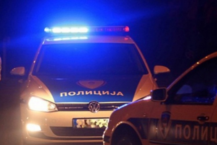 Prijeteći nožem opljačkao kladionicu u Banjaluci