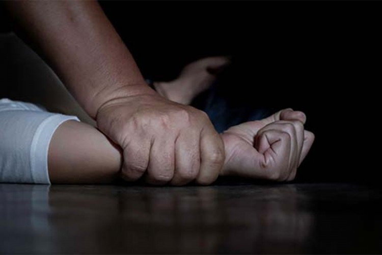 Trojica muškaraca brutalno se iživljavala nad djevojkom s posebnim potrebama u Gradišci