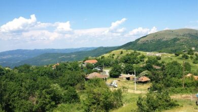 Albanci tukli Srbe jer neće da im prodaju zemlju