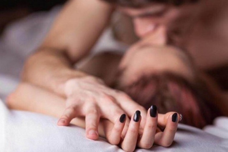 Znate li šta u seksualnom rječniku znači "karezza"?