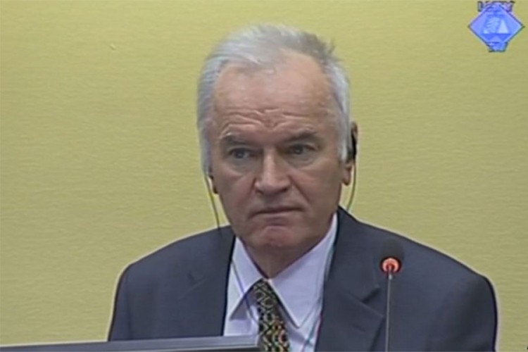 Mladićeva odbrana: Postoji rizik od moždanih i srčanih napada