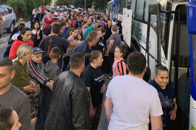 Djeca sa Kosmeta krenula prema Srpskoj