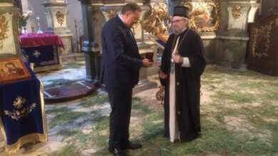 Dodik razgovarao sa Srbima u Mađarskoj, Budimskoj eparhiji 50.000 evra