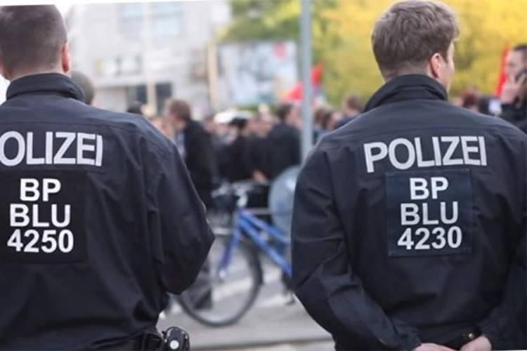 Bizaran incident u Berlinu, povrijeđen veći broj lica