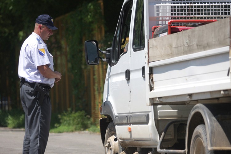 Pojačan saobraćaj na nekoliko graničnih prelaza u BiH