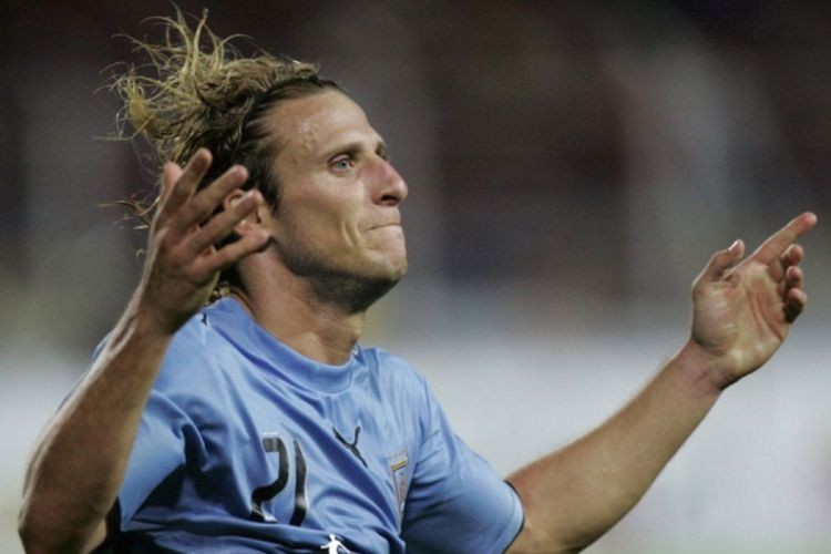 Forlan završio igračku karijeru