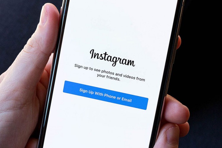 Instagramom djevojčici slao pornografske sadržaje