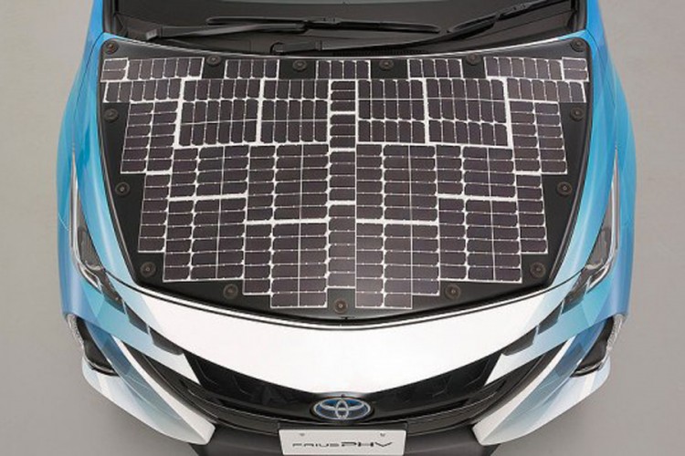 Toyota radi na automobilu na solarni pogon
