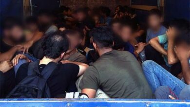 Krijumčari zaradili dva miliona evra prevozeći migrante u kamionima