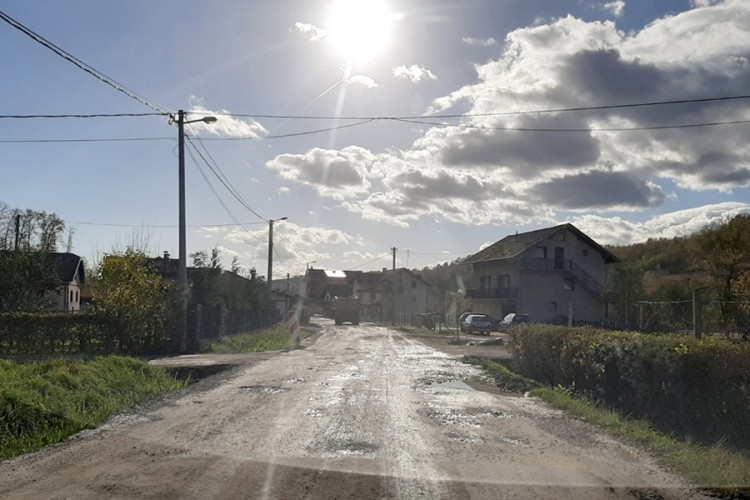Mještani Motika sa strahom dočekuju prvi snijeg