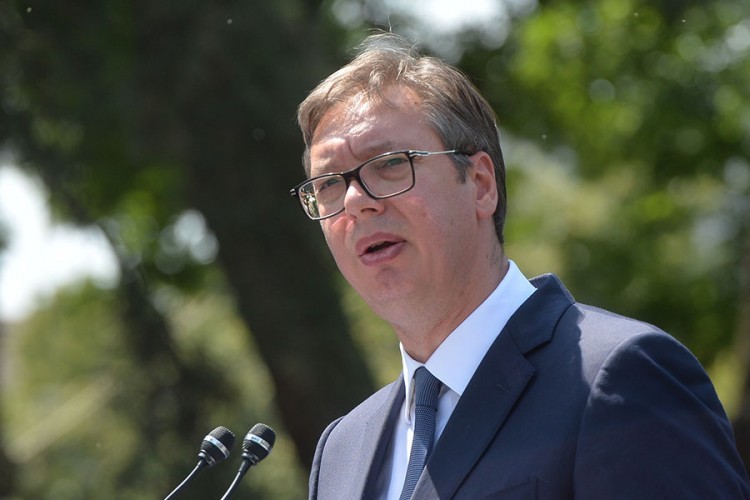 Vučić ponudio pomoć u otklanjanju posljedica