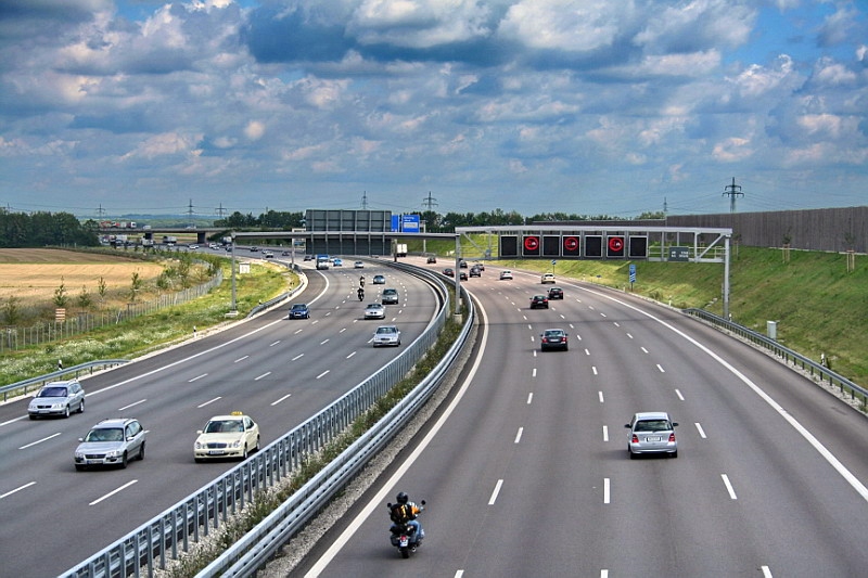 Ovo o Njemačkoj sigurno niste znali: Mnogi misle da se na autoputu ne smije voziti manje od 60 km/h, ali to nije istina