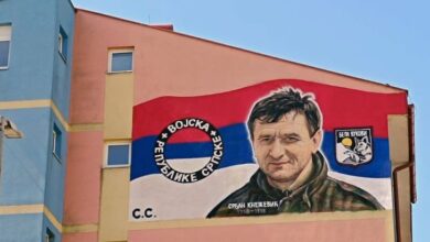 Mural komandantu Belih vukova u Istočnom Novom Sarajevu
