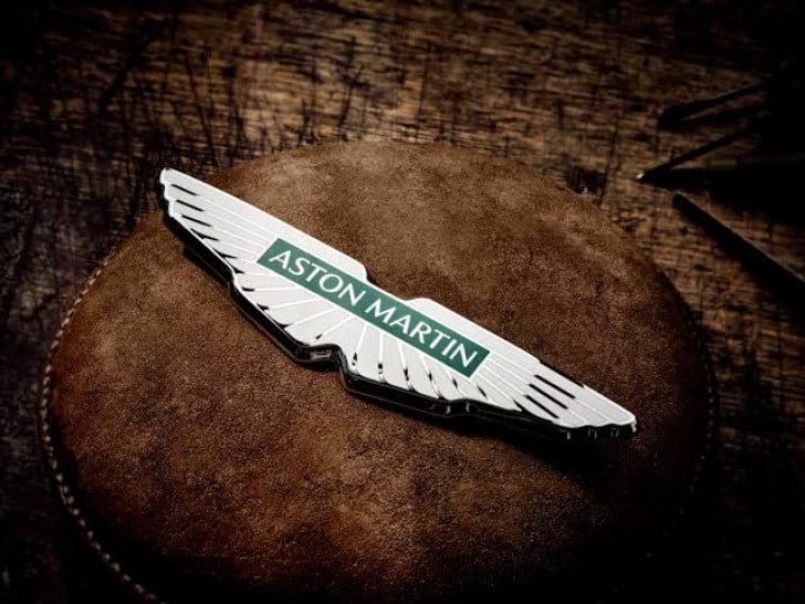 Aston Martin ponovo u minusu