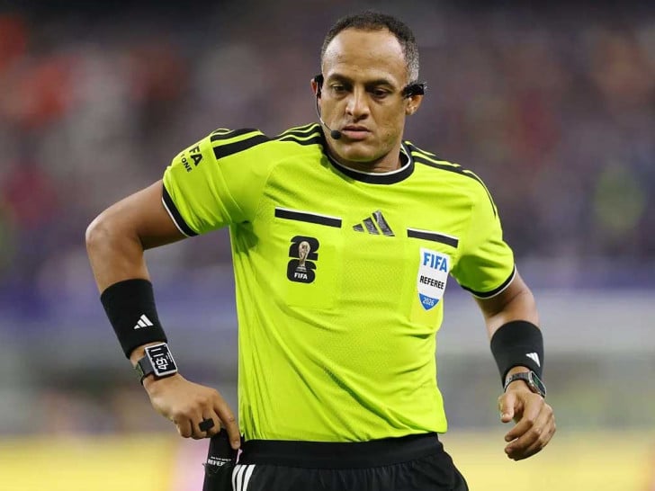 Amerikanac s marokanskim korijenima sudi polufinale Mundijala: Elfath glavni arbitar meča Engleska - Argentina
