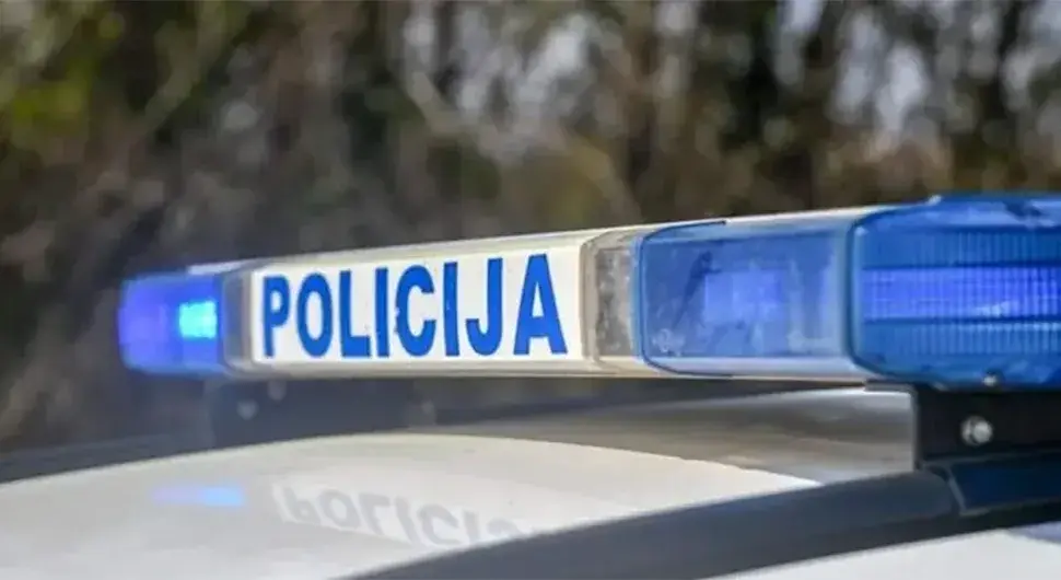 U Zadru uhapšena policajka zbog sumnje na korupciju i curenje podataka